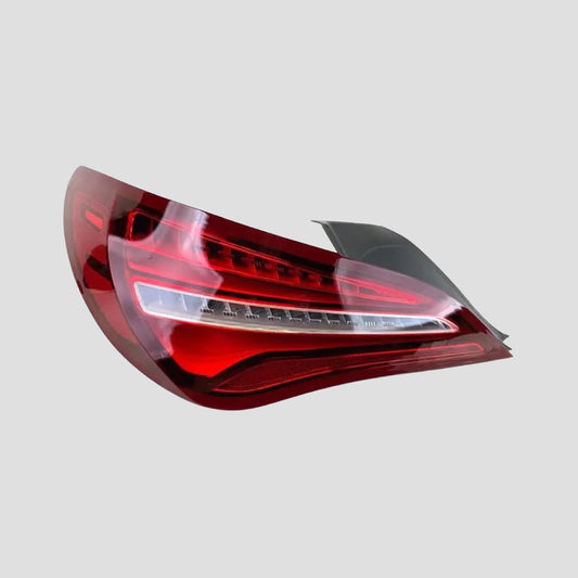 MERCEDES-BENZ CLA (C117) Taillight